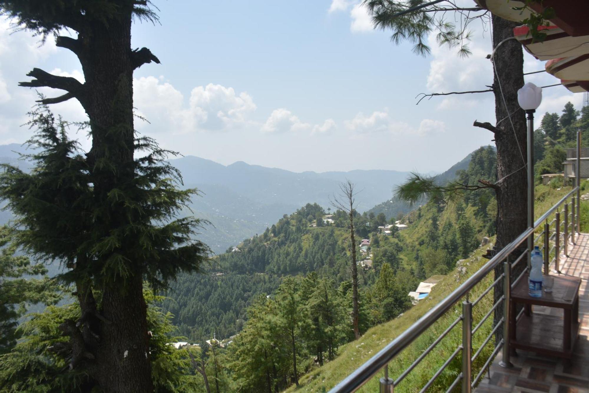 Eagle Nest Cottage, Kala Bagh Nathia Gali Exterior photo