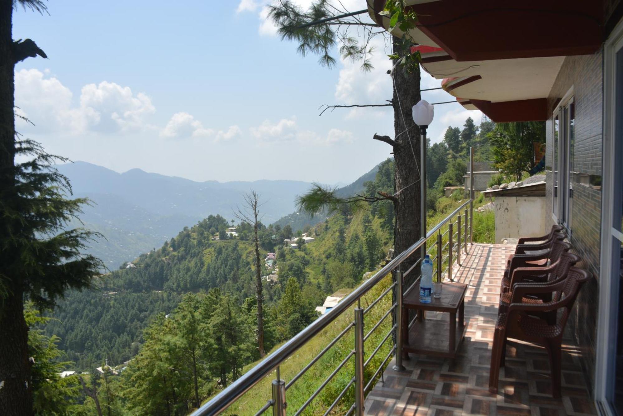 Eagle Nest Cottage, Kala Bagh Nathia Gali Exterior photo